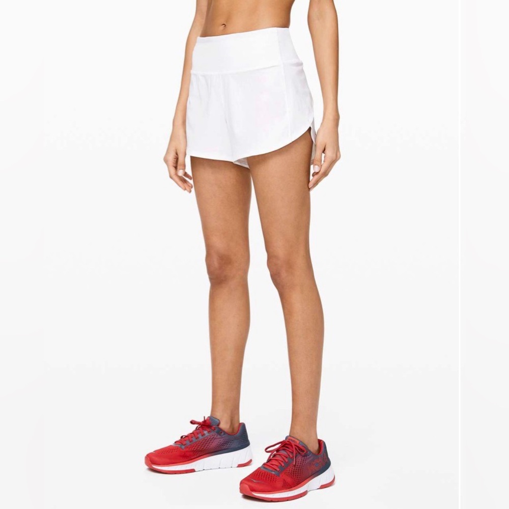 Lululemon speed up short (4 inches) size 4 in white